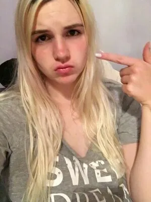 Sarah Z OnlyFans Leaked Free Thumbnail Picture - #xHQ5qPPc2T