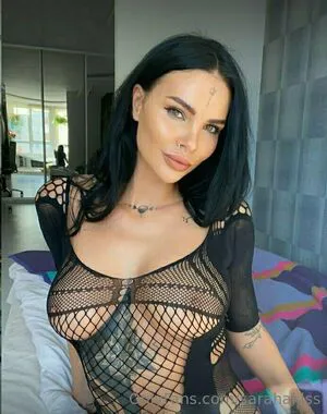 Sarahakiss OnlyFans Leaked Free Thumbnail Picture - #48rbED7cvA