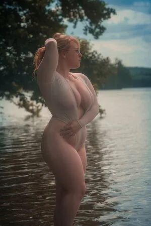 Sarahfahr9 OnlyFans Leaked Free Thumbnail Picture - #aQvcsvuAWq
