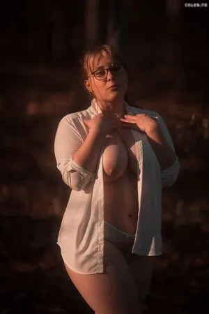 Sarahfahr9 OnlyFans Leaked Free Thumbnail Picture - #xWJxxZSp34