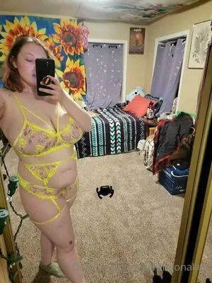 Sarahgonaked OnlyFans Leaked Free Thumbnail Picture - #ohnS1R3K2r