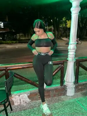 Sarahlopez1 OnlyFans Leaked Free Thumbnail Picture - #oFuPsGER19
