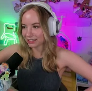 Sarahpodz OnlyFans Leaked Free Thumbnail Picture - #1kS2f54rm7
