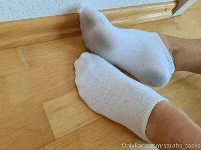 Sarahs Socks OnlyFans Leaked Free Thumbnail Picture - #2wlr8gawzs