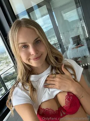 Sarahscarlette OnlyFans Leaked Free Thumbnail Picture - #TB2ZPG004K