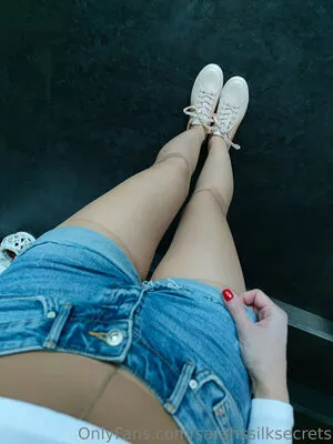 Sarahssilksecrets OnlyFans Leaked Free Thumbnail Picture - #ybz24vrWST