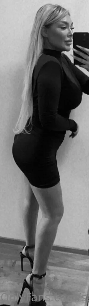 Sarahstonnee OnlyFans Leaked Free Thumbnail Picture - #iI1mOxB2ns