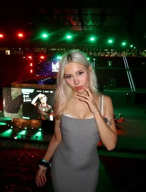 Sarahtonin OnlyFans Leaked Free Thumbnail Picture - #0TwGBiDeJr