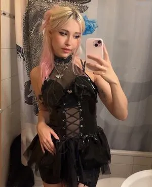 Sarahtoninx9 OnlyFans Leaked Free Thumbnail Picture - #7PIOquhNMF