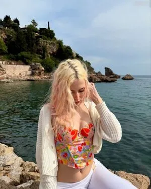 Sarahtoninx9 OnlyFans Leaked Free Thumbnail Picture - #X9Jr5EzNK0