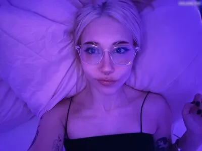 Sarahtoninx9 OnlyFans Leaked Free Thumbnail Picture - #u0nBYMDhAX