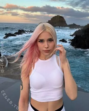 Sarahtoninx9 OnlyFans Leaked Free Thumbnail Picture - #uaGKdUa0nr