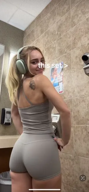 Saramushy OnlyFans Leaked Free Thumbnail Picture - #4UkH7q6fi2