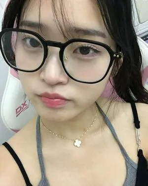 Saranghoe OnlyFans Leaked Free Thumbnail Picture - #SJfRenTk3I