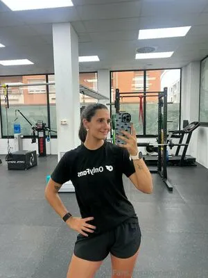 Sarasanchez64 OnlyFans Leaked Free Thumbnail Picture - #1ThA6OqSpt