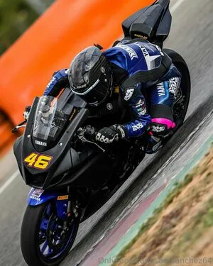 Sarasanchez64 OnlyFans Leaked Free Thumbnail Picture - #P7Qh6hv1MB