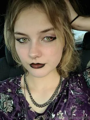 Sarasinner69 OnlyFans Leaked Free Thumbnail Picture - #8HwKxaVf17