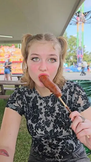 Sarasinner69 OnlyFans Leaked Free Thumbnail Picture - #FTVDYGqoB3