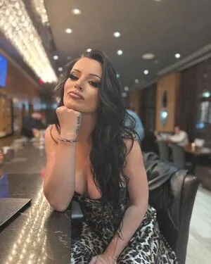 Saraya Bevis OnlyFans Leaked Free Thumbnail Picture - #4w4tjsWdO4