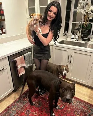 Saraya Bevis OnlyFans Leaked Free Thumbnail Picture - #8b8zSehVJz