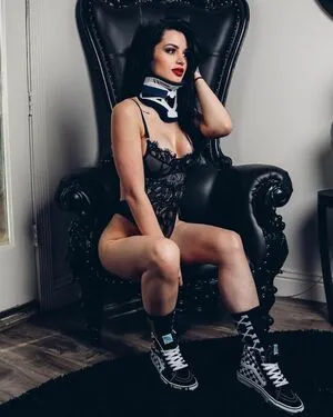 Saraya Bevis OnlyFans Leaked Free Thumbnail Picture - #R2FOco4SK2