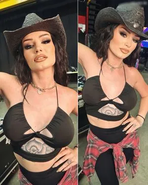 Saraya Jade Bevis OnlyFans Leaked Free Thumbnail Picture - #W1ACbTGeA9