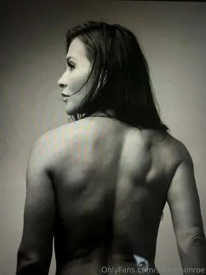 Saraymonroe OnlyFans Leaked Free Thumbnail Picture - #P4X1Y2nHmi