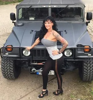 Sari Sander OnlyFans Leaked Free Thumbnail Picture - #sq85APX4AE