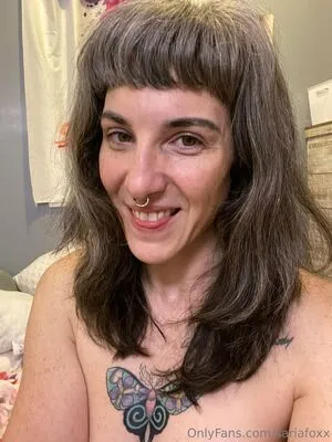 Sariafoxx OnlyFans Leaked Free Thumbnail Picture - #byjoMO7cuW