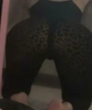 Sariikubraa OnlyFans Leaked Free Thumbnail Picture - #0bnBWN5Icq