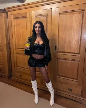 Sarina Jasmine OnlyFans Leaked Free Thumbnail Picture - #Lkj3q7rvq2