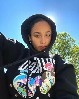 Sarina OnlyFans Leaked Free Thumbnail Picture - #Cb2RV4AZnp