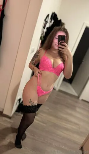 Sarinka98 OnlyFans Leaked Free Thumbnail Picture - #4wN06DEdvC