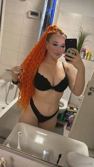 Sarinka98 OnlyFans Leaked Free Thumbnail Picture - #xVShJEmVUF