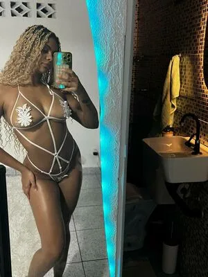Sarmidai OnlyFans Leaked Free Thumbnail Picture - #UqTMrJan3B