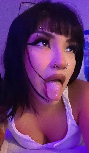 Sarynthia OnlyFans Leaked Free Thumbnail Picture - #2XKY35dXOm