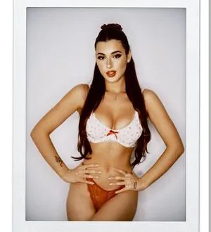 Saryy C OnlyFans Leaked Free Thumbnail Picture - #Tk5sQPf3E1