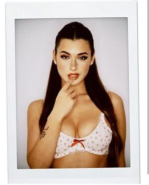 Saryy C OnlyFans Leaked Free Thumbnail Picture - #m6AThwmc1M