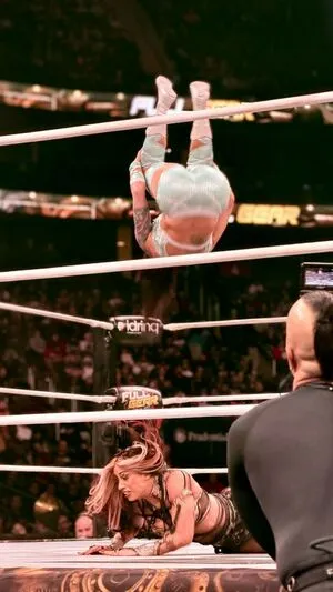 Sasha Banks OnlyFans Leaked Free Thumbnail Picture - #x20oOlGrDS