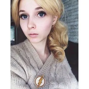 Sasha Gaier OnlyFans Leaked Free Thumbnail Picture - #QolzcRMFis