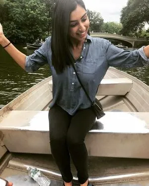 Sasha Kalra OnlyFans Leaked Free Thumbnail Picture - #eAUQUP7cDX
