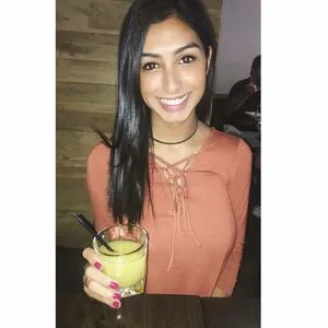 Sasha Kalra OnlyFans Leaked Free Thumbnail Picture - #qpfqmxxjon