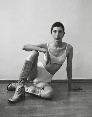 Sasha Komarova OnlyFans Leaked Free Thumbnail Picture - #VwcPKAylOn