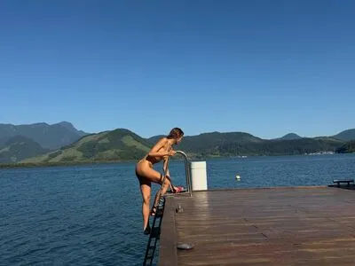 Sasha Meneghel OnlyFans Leaked Free Thumbnail Picture - #QTza8xbgOG