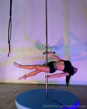 Sasha Skyee OnlyFans Leaked Free Thumbnail Picture - #4BAeBcSvr3