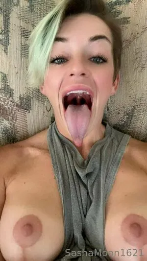 Sashamoon1621 OnlyFans Leaked Free Thumbnail Picture - #RRTDPE4MbH