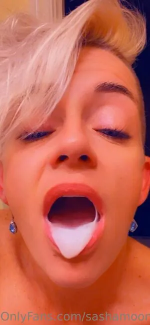 Sashamoon1621 OnlyFans Leaked Free Thumbnail Picture - #eeS3TCKX4a