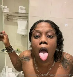 Sashana Gapeteaser OnlyFans Leaked Free Thumbnail Picture - #L8SdRAeEAI