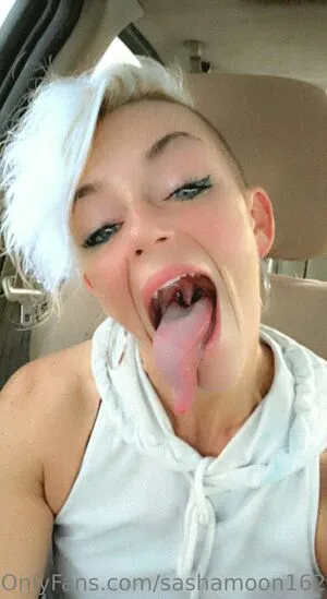 Sashasinsfreeof OnlyFans Leaked Free Thumbnail Picture - #U4SL4Gbt7o