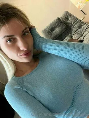 Sashaspark Kiss OnlyFans Leaked Free Thumbnail Picture - #39LnLlU4tL